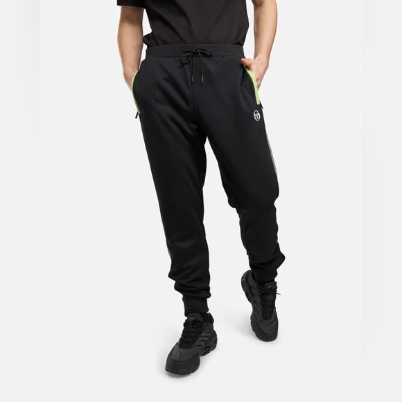 Sergio Tacchini Black and Gray Performance Set with Green Accents - Picture 4 of 12